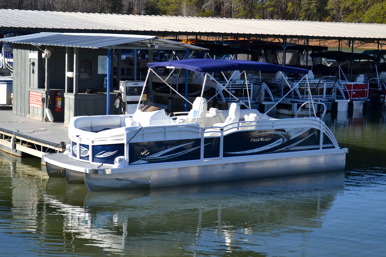 Lake Chatuge Boats for Sale, JC TriToon Dealer Boundary Waters Resort