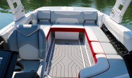 Malibu-23-LSV-Wakeboard-Boat-Rental-14
