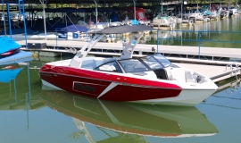 Malibu-23-LSV-Wakeboard-Boat-Rental-2