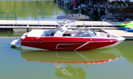 Malibu-23-LSV-Wakeboard-Boat-Rental-4
