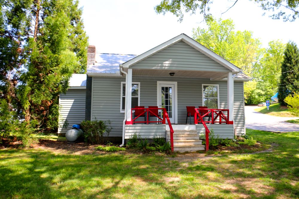 Mallard Point Cottage North Georgia Cabin Rental Lodging